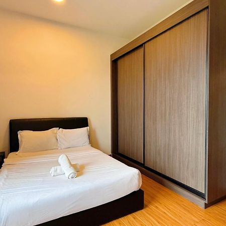 Beacon Executive Suite - City View - By Iz Georgetown Exterior foto